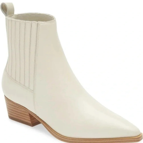 NWOB Marc Fisher Yariti Booties Leather Upper Soes Cream Size 8.5 - Picture 1 of 16